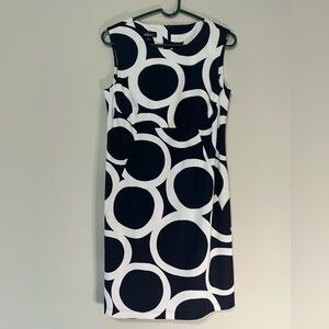 AGB midi dress. Size 8 women’s white and navy blue. (C)